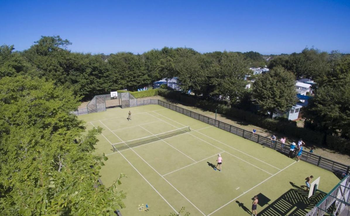 Camping Mobil-home 6 Personnes - Bretagne - Piscine - *